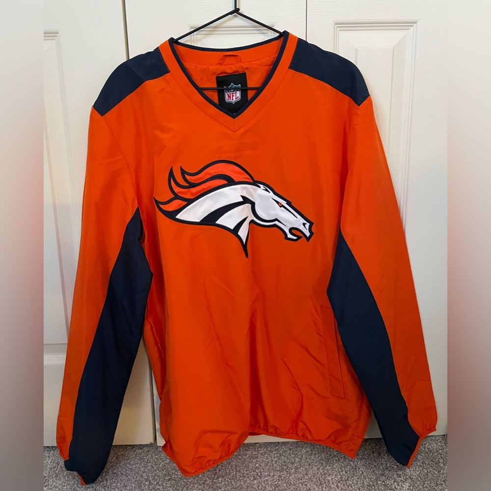 NWOT Denver Broncos NFL pullover